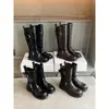 Botas de cuero vintage de media pantorrilla para mujer, con hebilla de cinturón, elegante diseño de bota de motociclista y tacón grueso, perfectas para otoño e invierno.