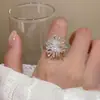 Anillo de Diente de León Exquisito y de Alta Gama para Mujer, Diseño de Flor Tridimensional, Moderno y Único, Estilo Celebridad de Internet, Anillo Abierto Ajustable, Anillo para Dedo Índice de Nicho
