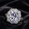 Yanbai Más Vendido Anillo de Zirconia Zafiro Forma de Huevo Lujo Ligero Lujo Ajuste Pavé Anillo para Mujer Moda Temperamento Joyería de Mano Versátil