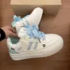 Zapatos Blancos de Suela Gruesa para Aumentar la Altura 2026 Primavera/Otoño Nuevos Transpirables Ligeros de Suela Suave Zapatos Forrest Gump Estilo Coreano Moda Zapatos de Pan