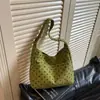 Bolso tote extragrande de estilo coreano transfronterizo para mujer, con un diseño único, moderno y elegante, versátil bolso de hombro de lunares