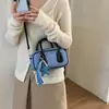Nuevo Bolso de Mano Boston de Alta Gama para Mujer Otoño/Invierno 2026, Popular de Moda Vintage de un Solo Hombro Cruzado Tipo Almohada