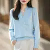 Elegante y sofisticado cárdigan de punto de seda y lana con cuello en V y encaje empalmado para mujer, camisa base holgada y adelgazante