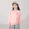 Roupas especiais para pais e filhos para uma família de três ou quatro filhos Suéter pequeno de amor para Primavera e Outono Estilo ocidental mãe-filho Moda feminina