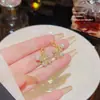 Brincos de Pérola Simples e Modernos com Pino de Prata S925 para Mulheres Personalidade Versátil Brincos de Luxo Leve High-end Elegantes Atacado