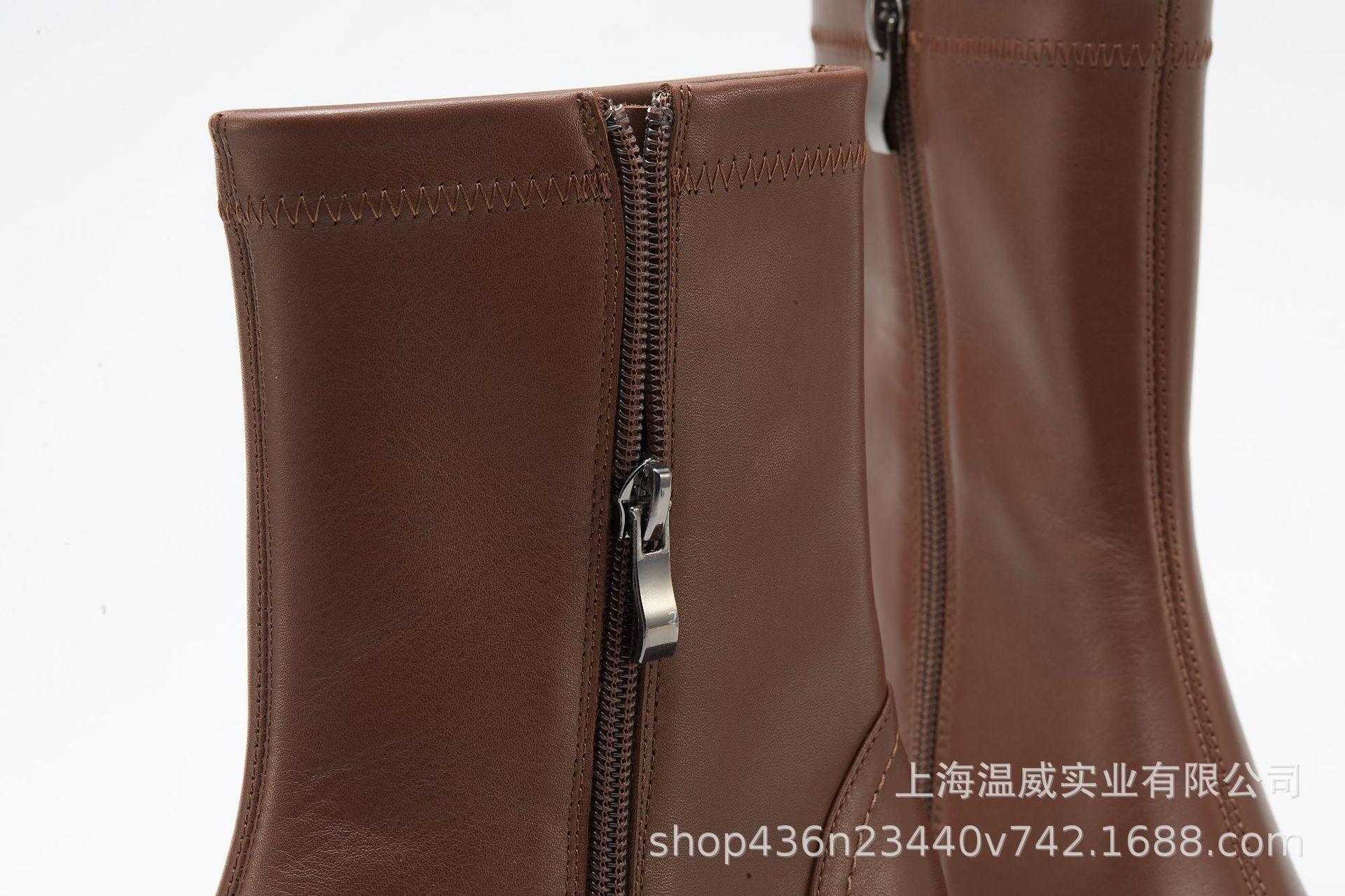 秋冬新款马v口头层小牛皮方尖头粗跟女靴套筒骑士靴女