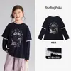 Camiseta de Manga Larga con Estampado de Letras para Niñas Pudding Haru Otoño/Invierno 2026 Nueva Camiseta Básica Versátil de Cuello Alto para Niños