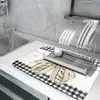 Alfombrilla de Encimera de Barro de Diatomeas con Diseño de Flores de Invierno Transfronteriza, Alfombrilla Escurridora para Vajilla, Superficie de Cocina Doméstica Absorbente, Secado Rápido, Posavasos, Sin Lavado