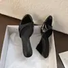 Sandálias de encaixe de cor sólida, únicas e simples, para mulheres, de verão, antiderrapantes, versáteis, emagrecedoras, moda casual, sandálias plataforma