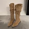 Botas de Cano Alto com Bico Fino e Salto Baixo Estilo Retrô Coreano First Encounter Season para Mulheres Outono/Inverno 2026 Novas Botas Dobráveis de Duas Vias West