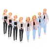 E-commerce Transfronteiriço Vestido para Boneca Barbie de 11 Polegadas 30cm Roupa Externa Pequena e Cheirosa Roupa Externa de Lã Calça de Couro Pronta para Venda