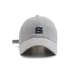 ¡Nuevo para el otoño! Gorra de béisbol bordada con letras estilo coreano, nuevo modelo 2026, versátil para mujeres con circunferencia de cabeza grande, hace que la cara se vea más pequeña, gorra visera