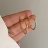 Aretes de Aro Estilo Francés, Aretes de Aro Sencillos, Nuevo Diseño de Nicho de Moda, Temperamento Único, Aretes de Aguja de Plata para Mujer, Hace que la Cara Parezca Más Pequeña