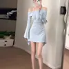 Vestido Sexy Puro Estilo Lust com Manga Longa e Uma Alça para Mulheres Primavera Mangas Sino Cintura Afunilada Visual Saia Curta Linha A