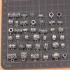 Set de 40 Colgantes Pequeños de Plata Antigua de Cabeza Colgante de Tres Vías, Accesorios de Joyería, 40 Estilos, 1 de Cada Uno, alrededor de 39g por Set