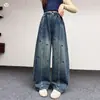 Calça jeans infantil 2026 novo estilo outono, tamanho médio e grande, com bordado de laço, design de perna curva, calça pantalona, calça longa infantil casual