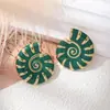 Aretes con forma de concha de venta caliente en stock, aretes de concha de colores dopamina, modernos y versátiles, aretes de nicho y de alta gama