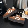 Seus sapatos de couro sapatos de treino retro alemães sapatos plataforma com sola grossa para aumentar a altura 2025 primavera novos sapatos brancos sapatos de biscoito femininos moda feminina