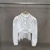 Camisa branca de renda com babados e cintura marcada para mulheres, manga longa, estilo court, redutora de idade, nova para o outono de 2026, transfronteiriça
