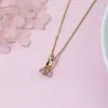Chegada Nova18k Banhado a Ouro Rosa Colar de Coroa para Mulheres, Pequeno Anel com Pingente de Diamante Hexagonal, Simples e Versátil