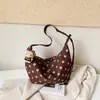Bolso Informal de Lunares Estilo Coreano 2026 Otoño Diseño de Nicho Gran Capacidad para Viajes Diarios de Moda de Hombro Cruzado Bolso Dumpling para Mujer
