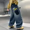 Jeans para niños 2026 nuevos pantalones de otoño para niños mayores, pantalones rectos de pierna ancha para primavera y otoño, elegantes y modernos