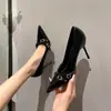 Impresionante Mujer Madura Tacones Altos Negros Zapatos Elegantes de Alta Calidad Cómodos Otoño 2026 Nuevo Francés Punta Fina Tacón de Aguja Zapatos de Salón