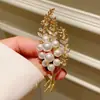 Broche com Acabamento de Luxo, Estilo Nicho e Simples, Alfinete de Roupa, Acessório de Pérola para Terno, Broche