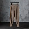 Novidade Primavera/Verão 2025 Calça Social Casual Masculina Leve de Cor Sólida Versátil com Pregas Duplas Cropped Ajuste Slim Cônico