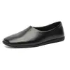 Nuevos Zapatos Planos Versátiles Slip-On Estilo Pareja Casual de Negocios Cuero 2025 Primavera Retro Punta Cuadrada Zapatos Bajos