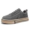 Tênis Casuais Masculinos para Uso Externo Slip-On Novos Tênis Esportivos para Viagem de Quatro Estações para Adolescentes Tênis Masculinos Baixos Planos