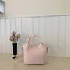 Bolsa de Mão Super Popular para Escritório Feminino, Novo Modelo de Primavera 2026, Bolsa de Ombro Transversal de Balde de Luxo Leve de Nicho