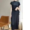 Nuevo Vestido Chino Satinado de Lujo Ligero con Puntos de Ola de Ácido Acético para Mujer, Nicho Retro Elegante, Cintura Estrecha Adelgazante, Vestido Largo de Gama Alta
