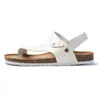 Chinelos de Comércio Exterior Masculinos Verão Moda Chinelos Masculinos Cortiça Praia Estilo Coreano Clip no Pé Sandálias e Chinelos de Couro para Casal Femininos Verão