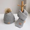 Nuevo Conjunto de Sombrero y Bufanda para Niños, Conjunto de Dos Piezas, Gorro Tejido para Niños con Forro de Felpa, Engrosado, Gorro de Invierno Cartoon para Niños Pequeños