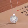 Colar Bússola Popular Oito Tesouros Giratória para Mulheres, Prata Novo Estilo Chinês Placa Redonda Cravejada de Diamantes, Presente para Namorada e Esposa