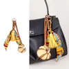 Tendência de Moda Transfronteiriça Lenço de Seda Fofo Bolsa Croissant Pingente de Bolsa de Couro PU Versátil Nicho Pingente de Presente Pequeno