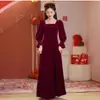 Vestido de Brinde Nupcial de Luxo, Look Emagrecedor Elegante para Outono e Inverno, Vestido de Noivado de Manga Longa, Vestido para Banquete em Casa, Vestido de Casamento de Veludo Vermelho