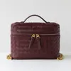 Diseño de Nicho Bolso de Maquillaje Tejido de Piel de Oveja Hecho a Mano, Bolso de Mano para Viajes, Bolso Cuadrado Pequeño con Cadena Cruzada