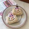 Colgante de oso con gafas de sol de amor rojo, colgante de oso sonriente de dibujos animados para niña, colgante de peluche para novias estudiantes, decoración al por mayor