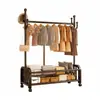 Nuevo modelo de perchero de pie para dormitorio, perchero de pie interior simple y engrosado para colgar ropa en las habitaciones del hogar