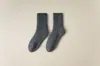 Meias Terry Ultra-Grossas Outono e Inverno Novas Meias Térmicas Masculinas Anti-Pilling Cano Médio Cor Sólida Versátil Forradas com Fleece Espessadas Meias para Neve