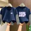 Camiseta de manga longa 100% algodão para meninas, nova para primavera e outono, camisa de base infantil, tamanho médio e grande, blusa infantil de duas peças falsas com desenho