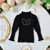 Suéteres de Menina para Primavera e Outono Moda Bebê Infantil Personalizado Tendência Doce Renda Gola Alta Meia Pérola Borboleta Suéter