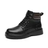 Botas Masculinas 2025 Novas Sapatos Masculinos de Inverno Moda Tendência Botas Masculinas Quentes com Forro de Lã Sapatos Casuais Versáteis de Couro