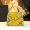 Bolsa Feminina 2026 Luxo Leve Moda Padrão Cobra Bolsa Transversal com Toque de Alto Padrão, Design Único, Bolsa de Ombro Tendência para Mulheres