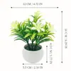 Planta artificial de lirio en maceta mini, flor artificial de plástico en maceta blanca, adorno de escritorio, decoración de interiores del hogar, arreglo floral artificial, planta verde