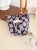 Nova Bolsa de Maquiagem Grande Capacidade com Flores Roxas Bordadas Bolsa Interna Portátil Bolsa de Higiene Pessoal para Viagem Bolsa de Mão de Luxo