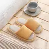 Pantuflas de Lino para Cuatro Estaciones de Interior Algodón Lino Pareja Antideslizantes Suela Suave Hogar Suela Suave Piso Fresco Pantuflas Fabricante Venta al por Mayor Arte de Tela