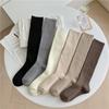 Calcetines Adelgazantes de Doble Aguja de Otoño e Invierno para Mujer, Calcetines de Lana de Ternera Verticales de Estilo Coreano Ins a la Moda, Calcetines Largos Hasta la Rodilla de Color Sólido, Calcetines Apilados